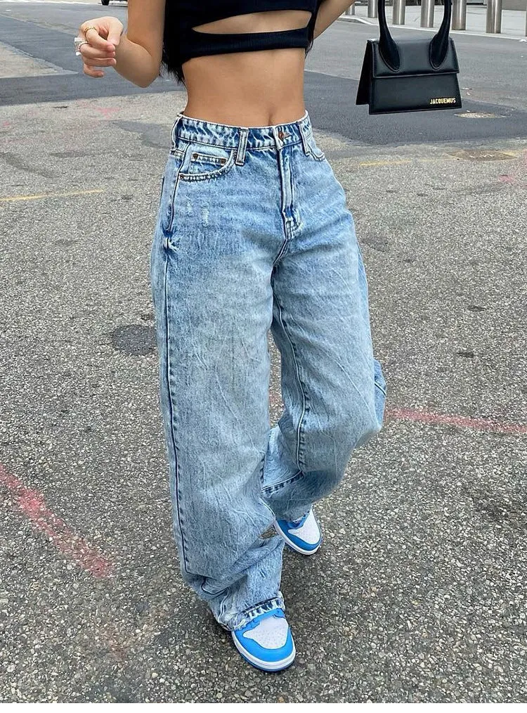 FashionKova - Basic Wash Straight Leg Boyfriend Jeans