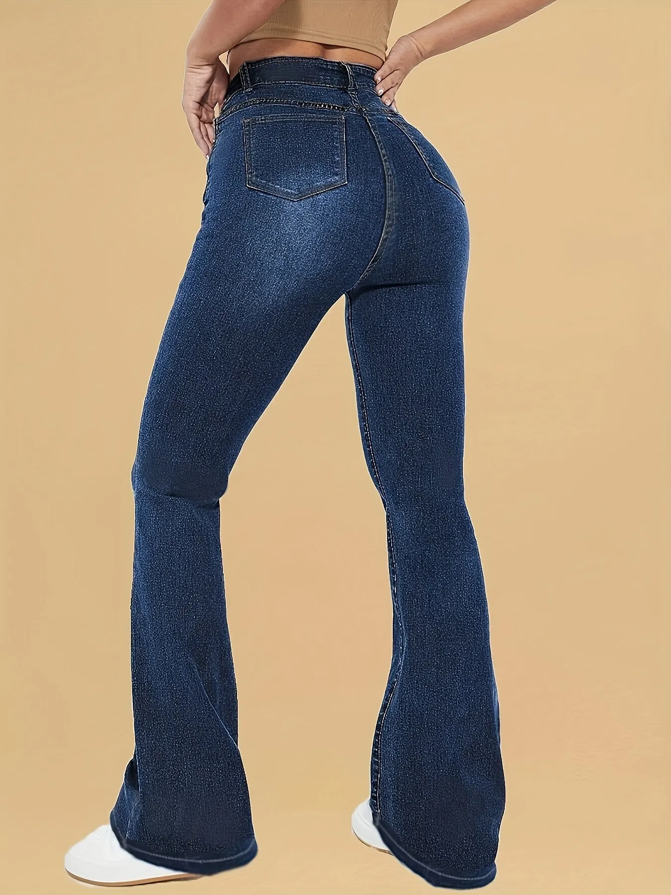 INS - Modern Chic Flare Jeans