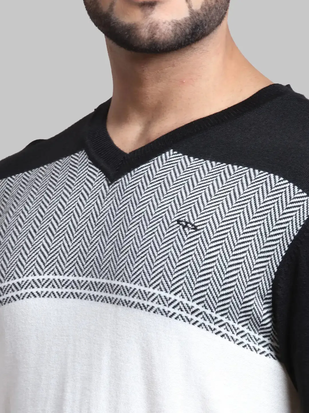 Men Black Tailored Fit Jacquard Acrylic Wool Blend Full Sleeve V Neck Collar Sweaters