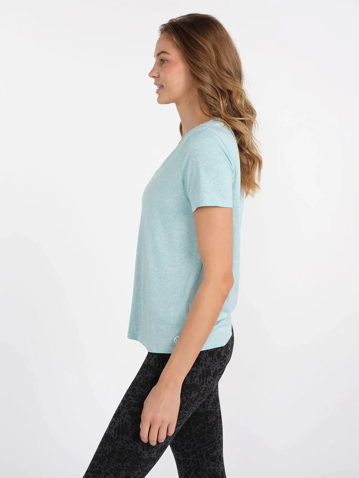 Women’s All Day V-Neck Tee (433 - Joyful Blue Heather)